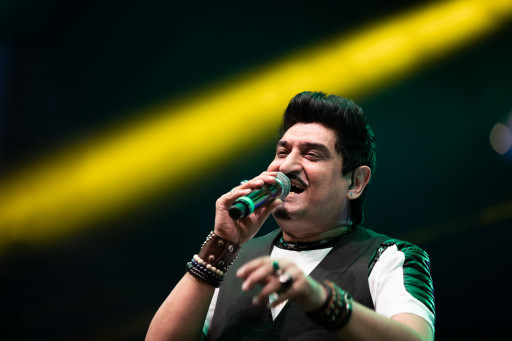 Neeraj Sridhar Live in Concert at Bollywood Park Dubai for BIG ZEE DIWALI