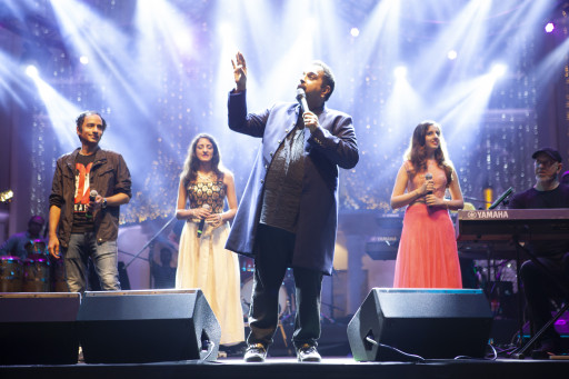 Shankar Ehsaan Loy Live in Concert at Bollywood Parks Dubai - BIG ZEE DIWALI